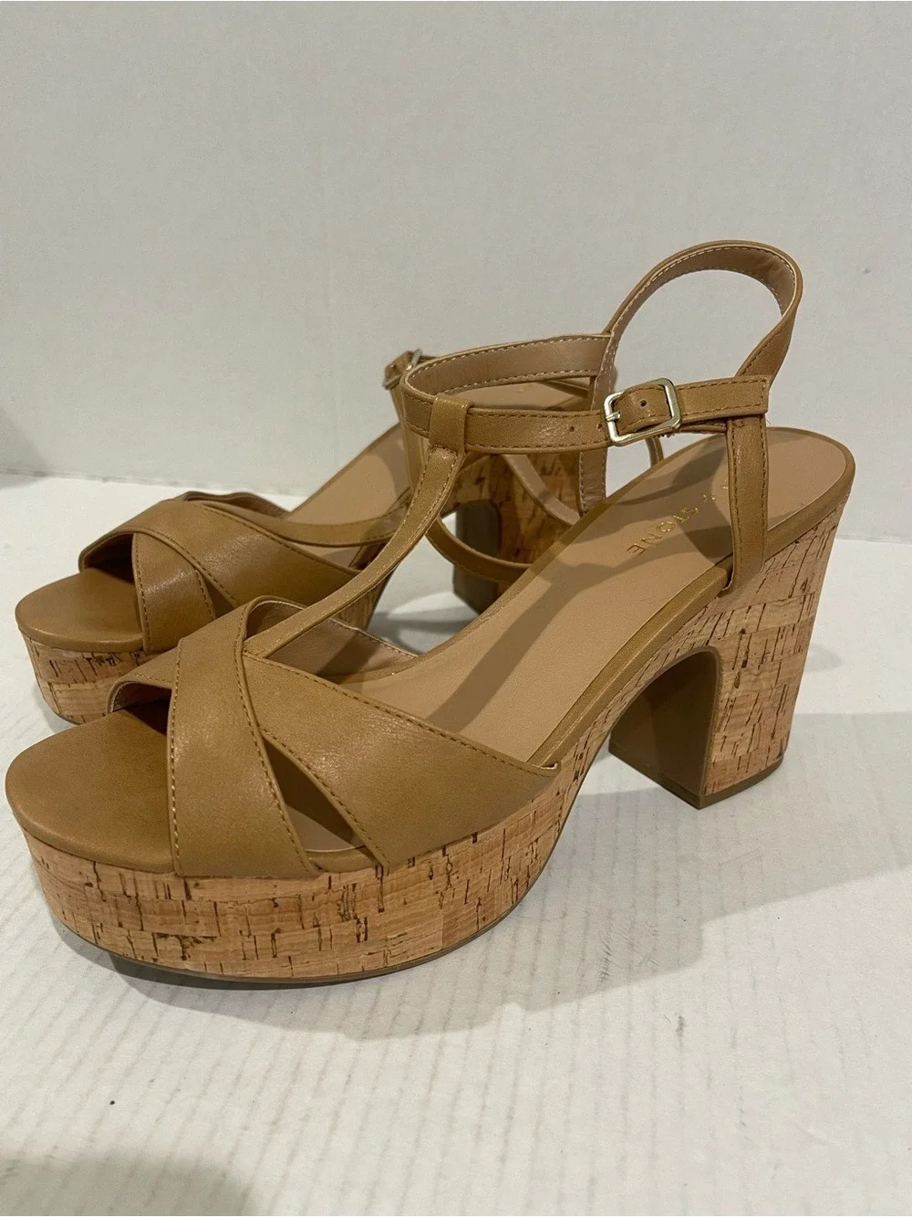 Women’s Sun + Stone Tan Cork Platform Sandals Size 11 US!